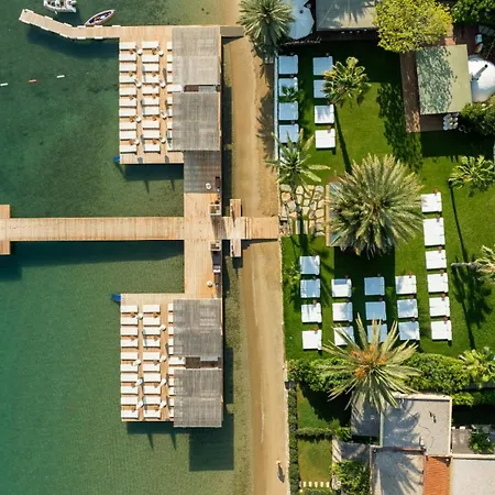 Flamm Residences Apartment